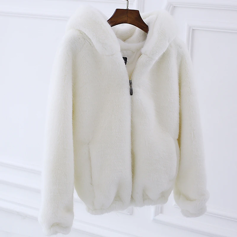 High imitation super soft fur coat short hooded women's winter new thickening wild loose solid color plush coat JQ326
High imitation super soft fur coat short hooded women's winter new thickening wild loose solid color plush coat JQ326