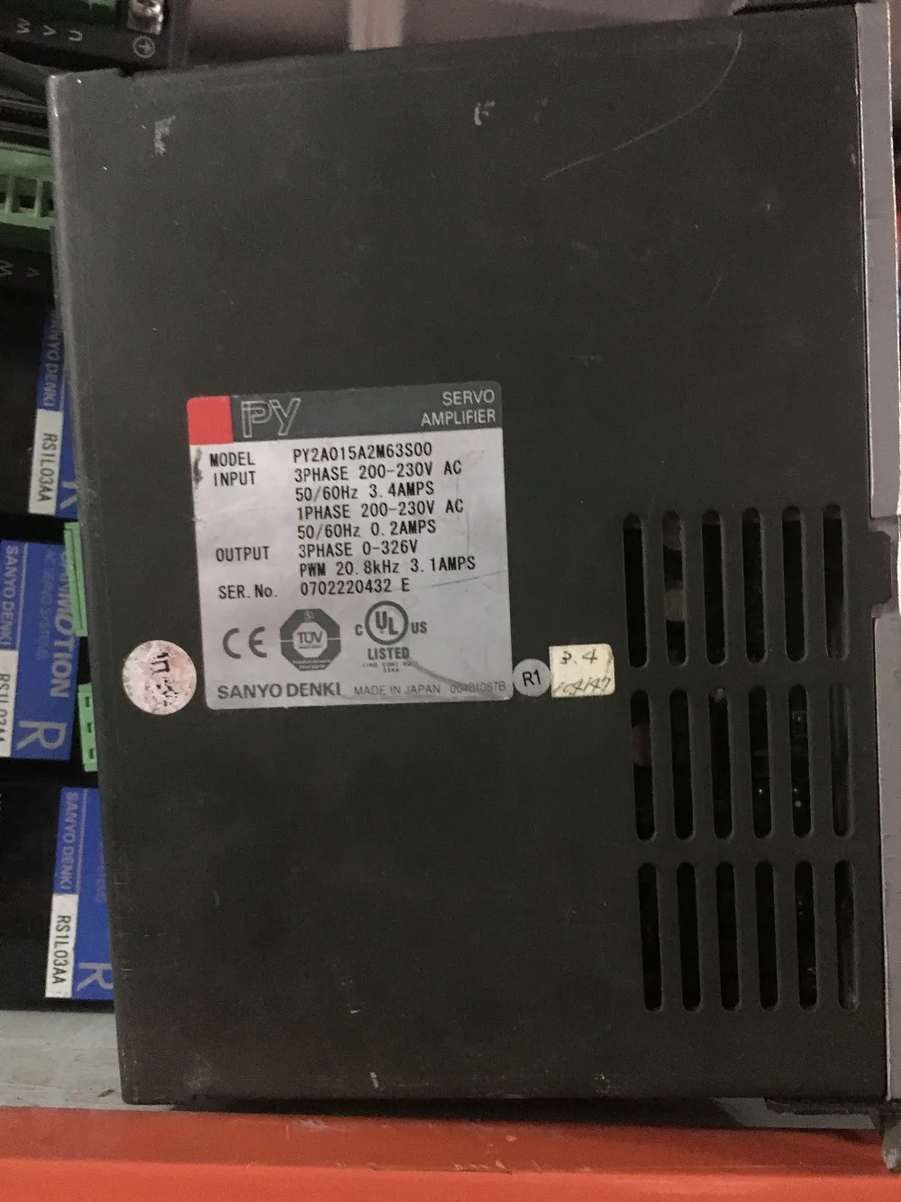 Servo drive PY2A015A2M63S00, используется один, 90% ВНЕШНИЙ ВИД НОВЫЙ, 3 месяца гарантии, быстрая доставка
Servo drive PY2A015A2M63S00, используется один, 90% ВНЕШНИЙ ВИД НОВЫЙ, 3 месяца гарантии, быстрая доставка