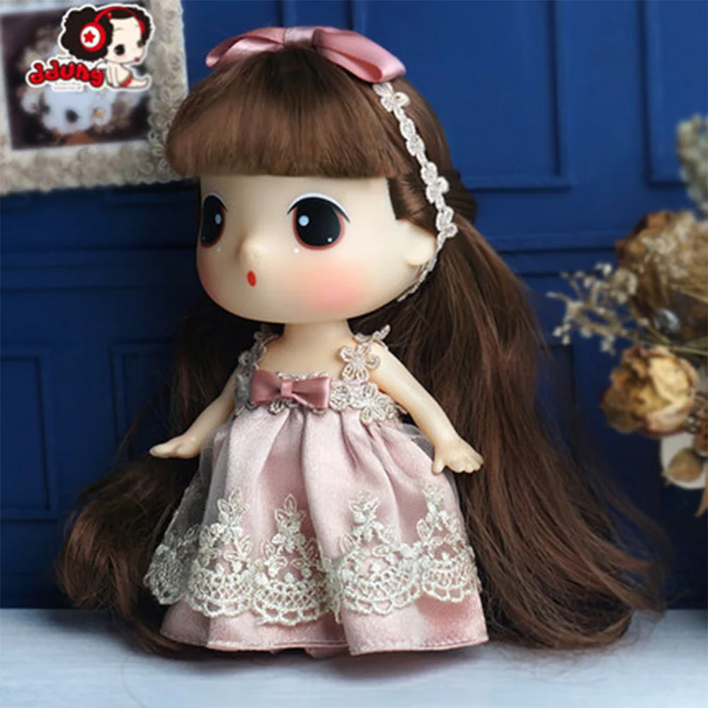 Ddung Doll Champagne Princess 18cm Genuine Korean Change Dressing Dolls BJD Lovely Baby Girl Classic Collection New Year Gift
Ddung Doll Champagne Princess 18cm Genuine Korean Change Dressing Dolls BJD Lovely Baby Girl Classic Collection New Year Gift