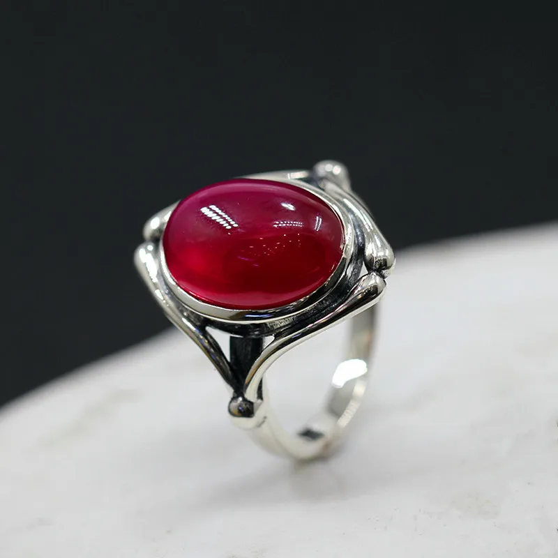 The character of silver new women's unique temperament exaggerated atmosphere female wearing red corundum S925 ring
The character of silver new women's unique temperament exaggerated atmosphere female wearing red corundum S925 ring