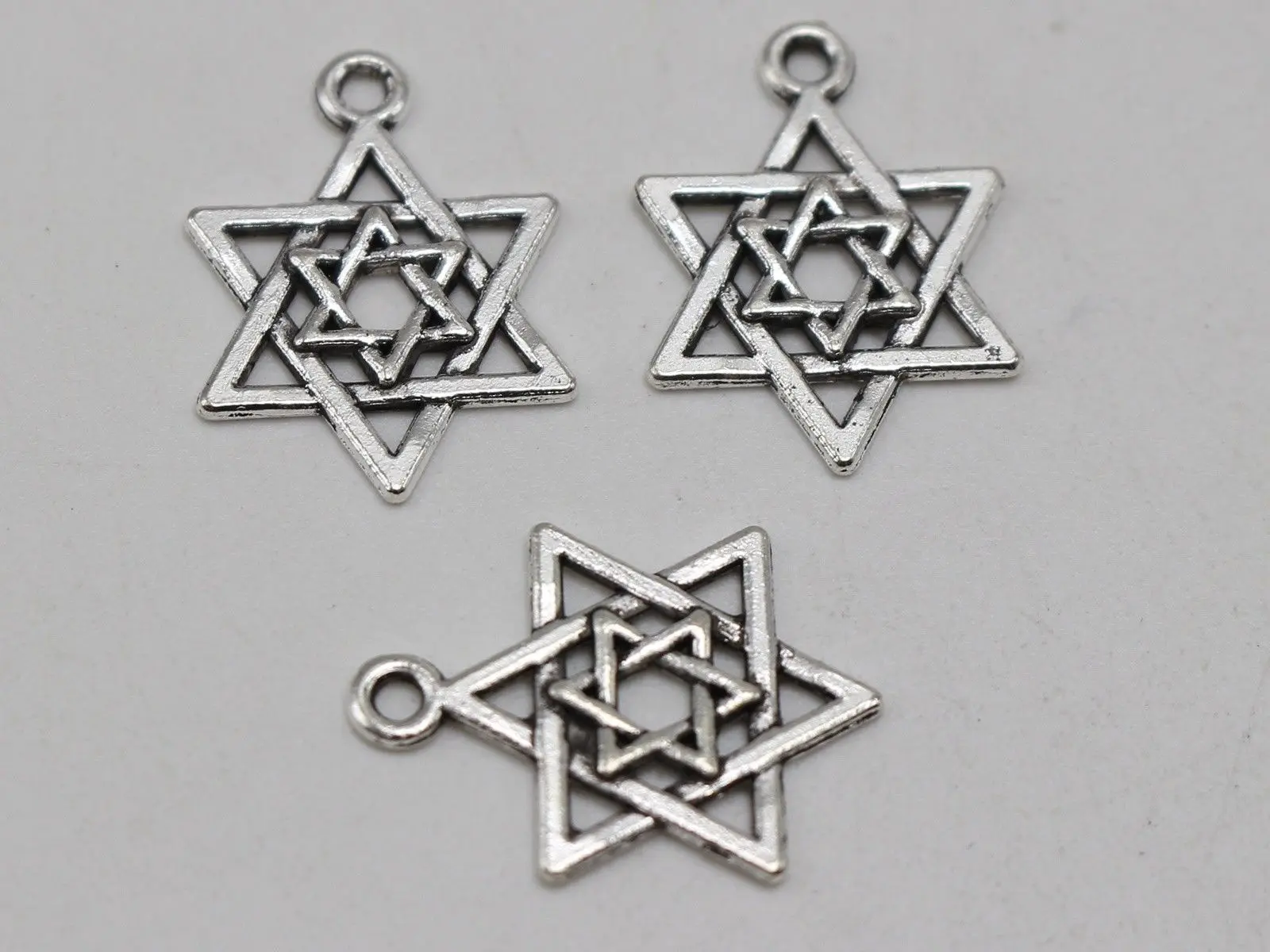 50 Tibet Silver Colour Tone Kabbalah Double "Star of David" Charm Pendant 16X22mm Craft
50 Tibet Silver Colour Tone Kabbalah Double "Star of David" Charm Pendant 16X22mm Craft