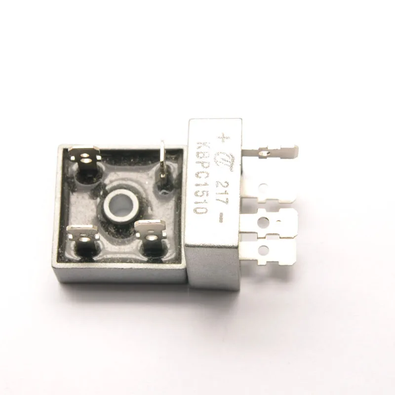 Новый оригинальный KBPC1510 15A/1000V Однофазный мост выпрямителя квадратный 4-футовый мост heap
Новый оригинальный KBPC1510 15A/1000V Однофазный мост выпрямителя квадратный 4-футовый мост heap