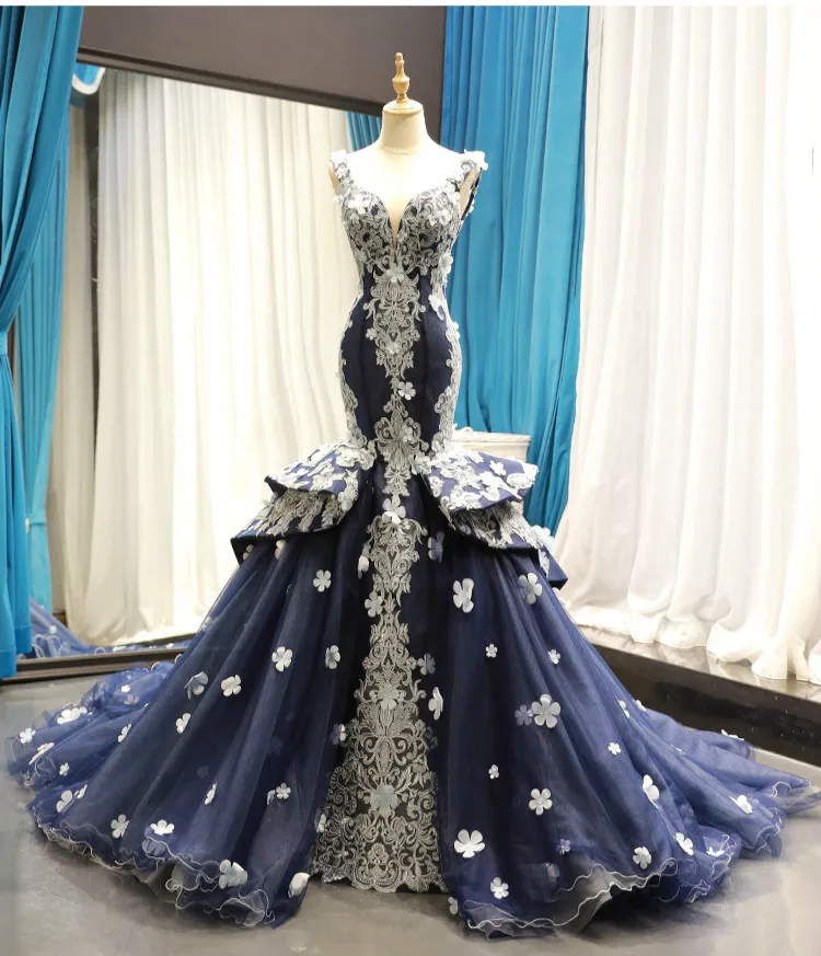 Mermaid Evening Gowns V-neck Ruffles Sleeve With 3d Flowers Lace Appliques Flower Illusion Tulle Prom Gowns 2019 Party Dresses
Mermaid Evening Gowns V-neck Ruffles Sleeve With 3d Flowers Lace Appliques Flower Illusion Tulle Prom Gowns 2019 Party Dresses
