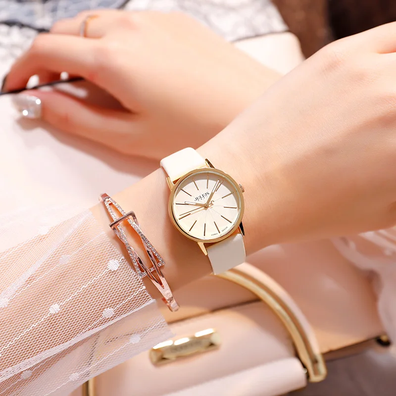 Women Fashion Casual Watch Classic Style Leather Strap Wristwatch Ladies Dress Time Female Quartz Hour Pretty Girls Simple Clock
Women Fashion Casual Watch Classic Style Leather Strap Wristwatch Ladies Dress Time Female Quartz Hour Pretty Girls Simple Clock