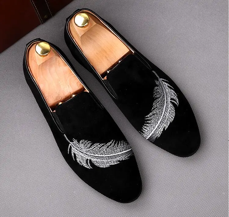 2020 New Arrival Fashion Men Loafers Slip on Mens Shoes Casual Velvet Slippers British Dress Shoe Men's Flats Wedding and Party
2020 New Arrival Fashion Men Loafers Slip on Mens Shoes Casual Velvet Slippers British Dress Shoe Men's Flats Wedding and Party