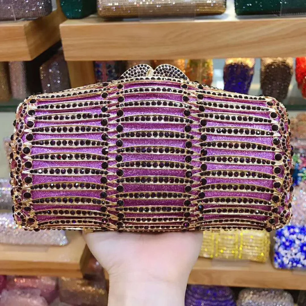 green Crystal Clutch Evening crossbody Bags Hollow Out Wedding Party banquet chain Shoulder bag Handbag and Purse for women 2019
green Crystal Clutch Evening crossbody Bags Hollow Out Wedding Party banquet chain Shoulder bag Handbag and Purse for women 2019