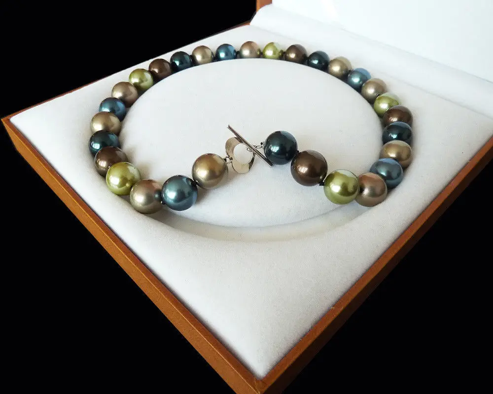 Rare Huge 12mm Genuine South Sea Multicolors Shell Pearl Necklace Heart Clasp 18''
Rare Huge 12mm Genuine South Sea Multicolors Shell Pearl Necklace Heart Clasp 18''