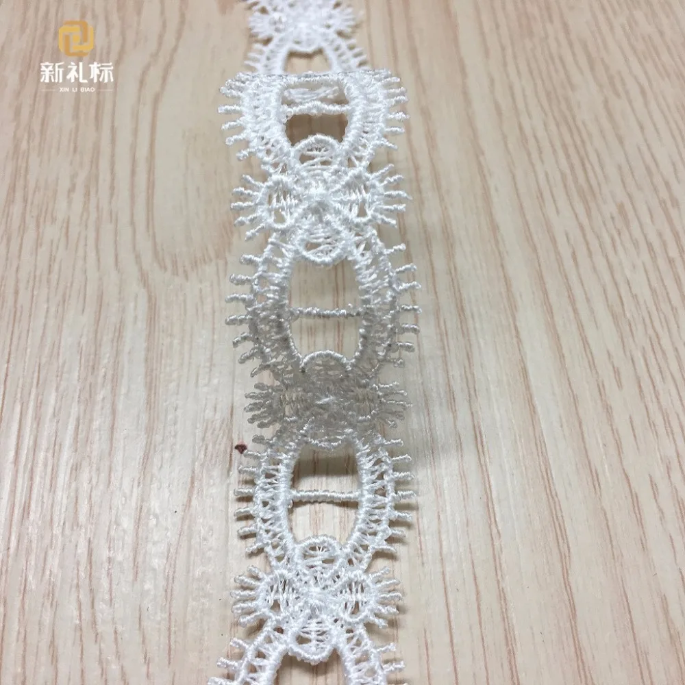 30Yards Width 2cm White Color Lace Trim Water Soluble Embroidery Cotton Lace DIY Lace Fabric Clothing Accessories
30Yards Width 2cm White Color Lace Trim Water Soluble Embroidery Cotton Lace DIY Lace Fabric Clothing Accessories