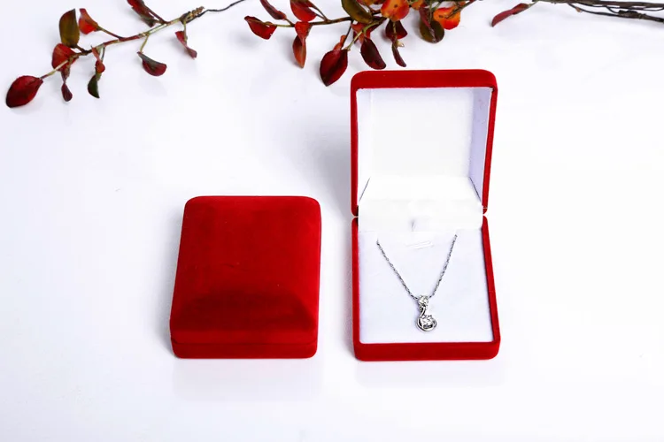 1pcs Squre Wedding Velvet Earrings Ring Red Black Box Jewelry Display Case Gift boxes Amazing 2019 New X02
1pcs Squre Wedding Velvet Earrings Ring Red Black Box Jewelry Display Case Gift boxes Amazing 2019 New X02
