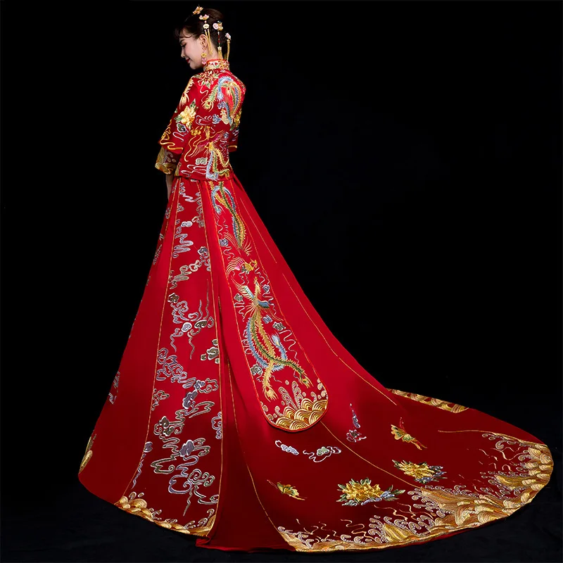 bride wedding dress Traditional chinese style costume Phoenix cheongsam Embroidery clothing Luxury ancient Royal Red Qipao gown |