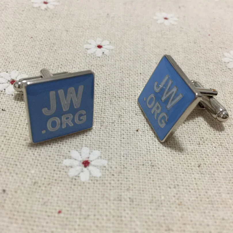 Новое поступление, запонки JW ORG, запонки из мягкой эмали, запонки Regalia серебристого цвета, квадратной формы
Новое поступление, запонки JW ORG, запонки из мягкой эмали, запонки Regalia серебристого цвета, квадратной формы