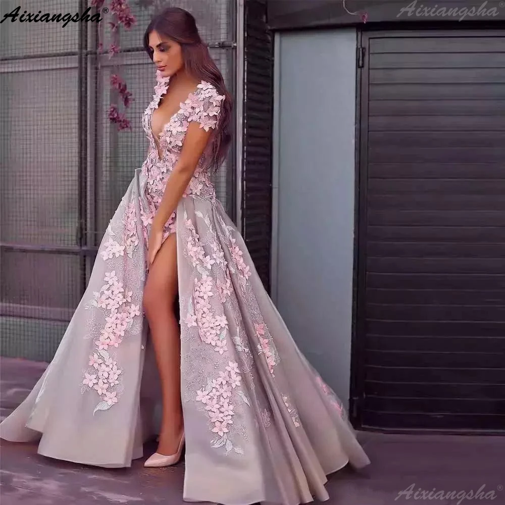 A Line Prom Dresses Plunging V Neck Short Sleeves Pink 3D Flowers Lace Applique Side Split Evening Dress Robe De Soiree
A Line Prom Dresses Plunging V Neck Short Sleeves Pink 3D Flowers Lace Applique Side Split Evening Dress Robe De Soiree