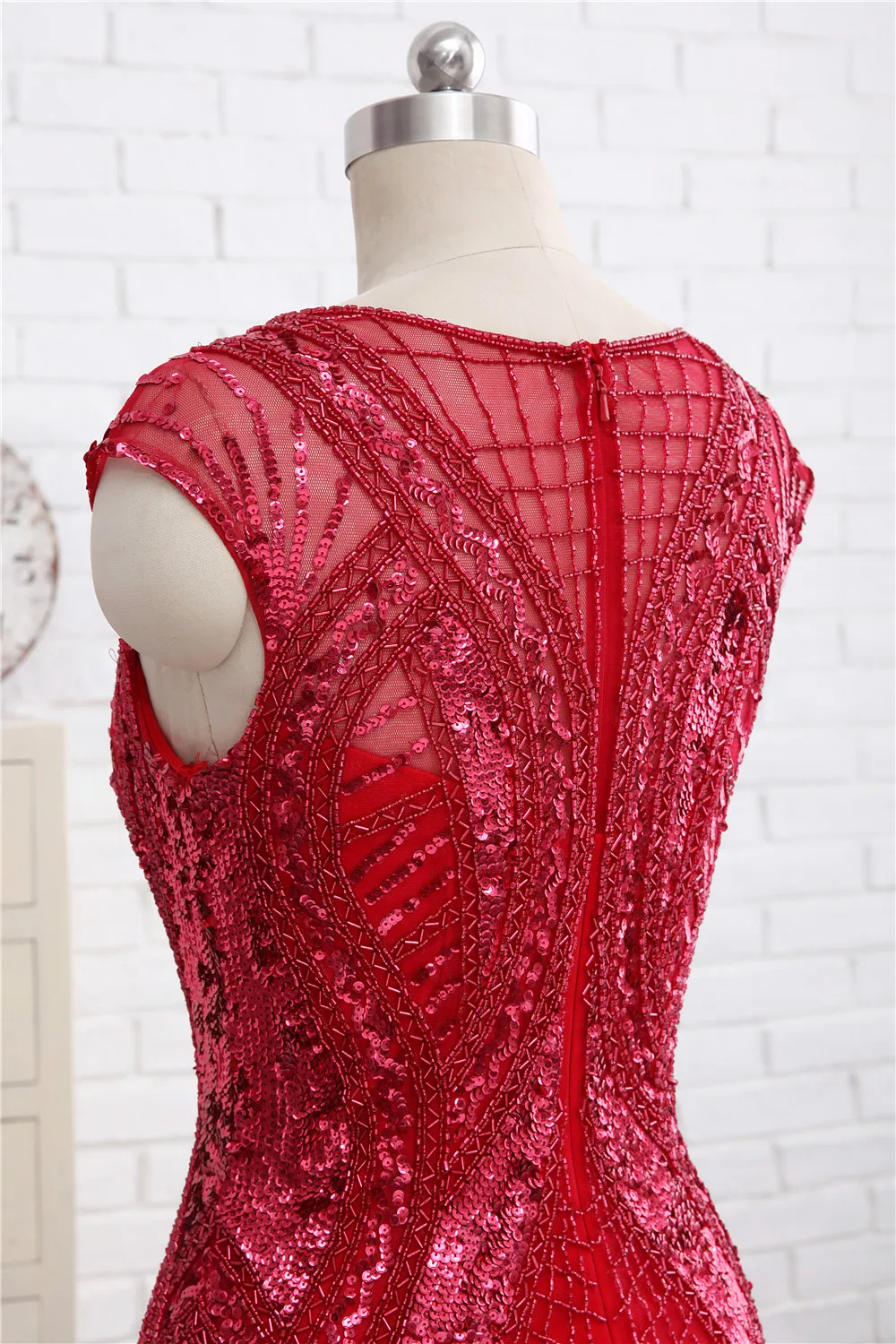 Red Formal Evening Dresses Vestido de Festa Mermaid Scalloped Short Cap Sleeve Party Prom Gown Abendkleider Robe de Soiree 2017
Red Formal Evening Dresses Vestido de Festa Mermaid Scalloped Short Cap Sleeve Party Prom Gown Abendkleider Robe de Soiree 2017