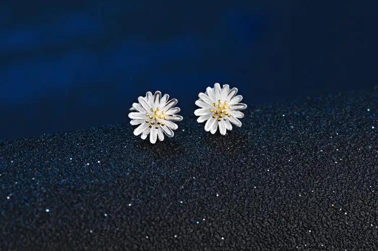 Fashion Silver colour Sunflower Earrings Daisy Flower Stud Earring For Women Jewelry
Fashion Silver colour Sunflower Earrings Daisy Flower Stud Earring For Women Jewelry