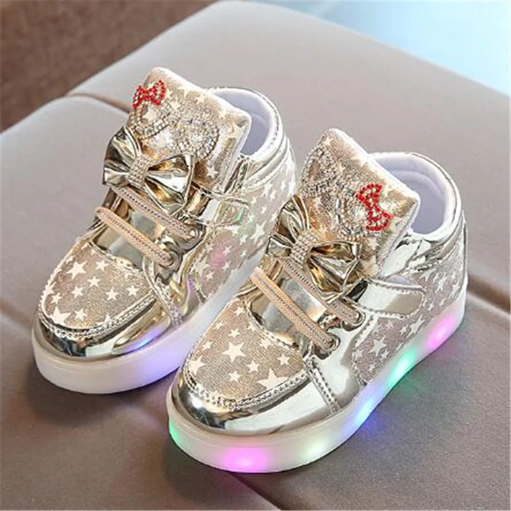 New Glowing Sneakers Children Light Shoes Girls Luminous Casual Spring/Autumn Lighted Baby Toddler Kids Flat Sports Shoes 018
New Glowing Sneakers Children Light Shoes Girls Luminous Casual Spring/Autumn Lighted Baby Toddler Kids Flat Sports Shoes 018