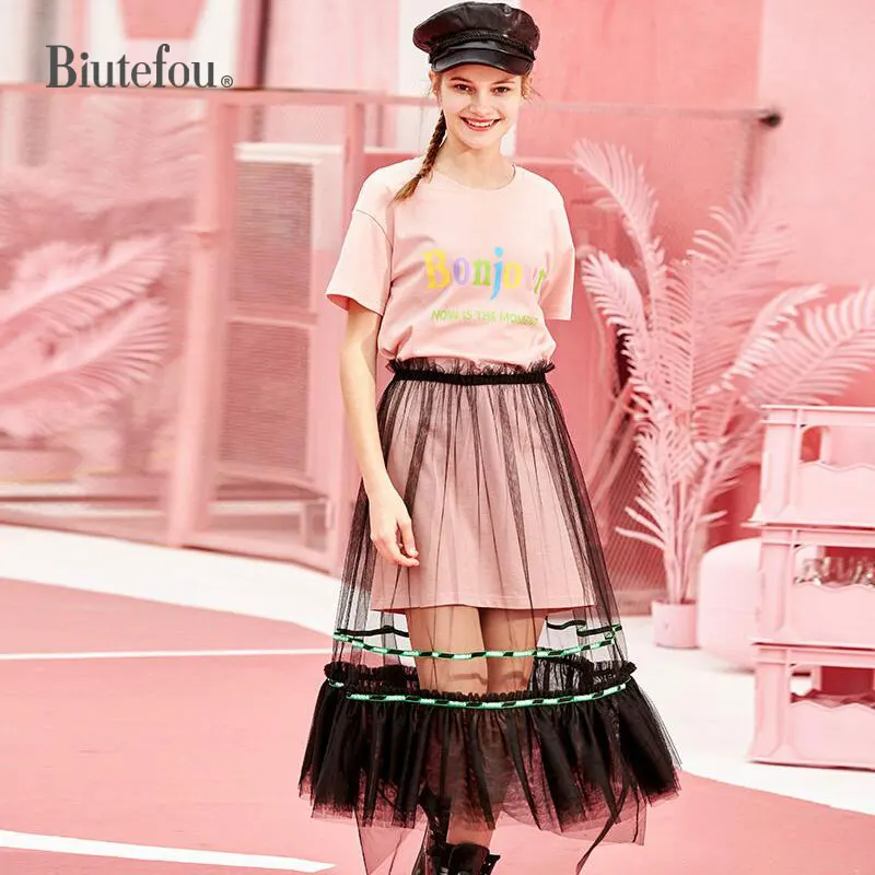 2021 New Arrival Spring and Summer Women's Suit Long T-Shirt+Fashion Bauze Skirts Two Pieces
2021 New Arrival Spring and Summer Women's Suit Long T-Shirt+Fashion Bauze Skirts Two Pieces