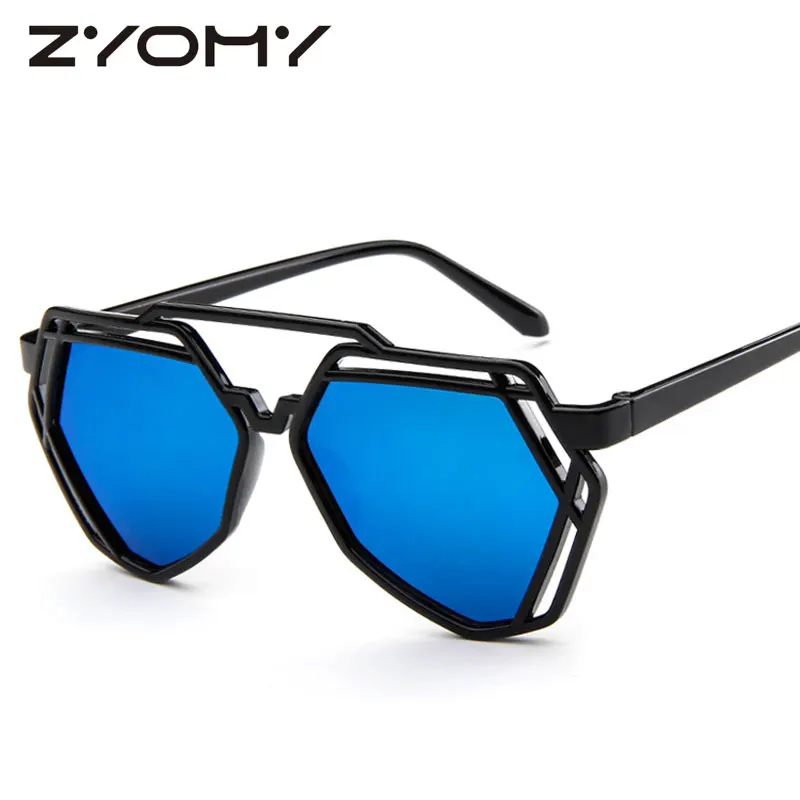 Q Fashion Polygon Women Sunglasses UV400 Oculos de sol Brand Designer Big Box Hollow Out Glasses Vintage Retro Eyewear Goggle
Q Fashion Polygon Women Sunglasses UV400 Oculos de sol Brand Designer Big Box Hollow Out Glasses Vintage Retro Eyewear Goggle