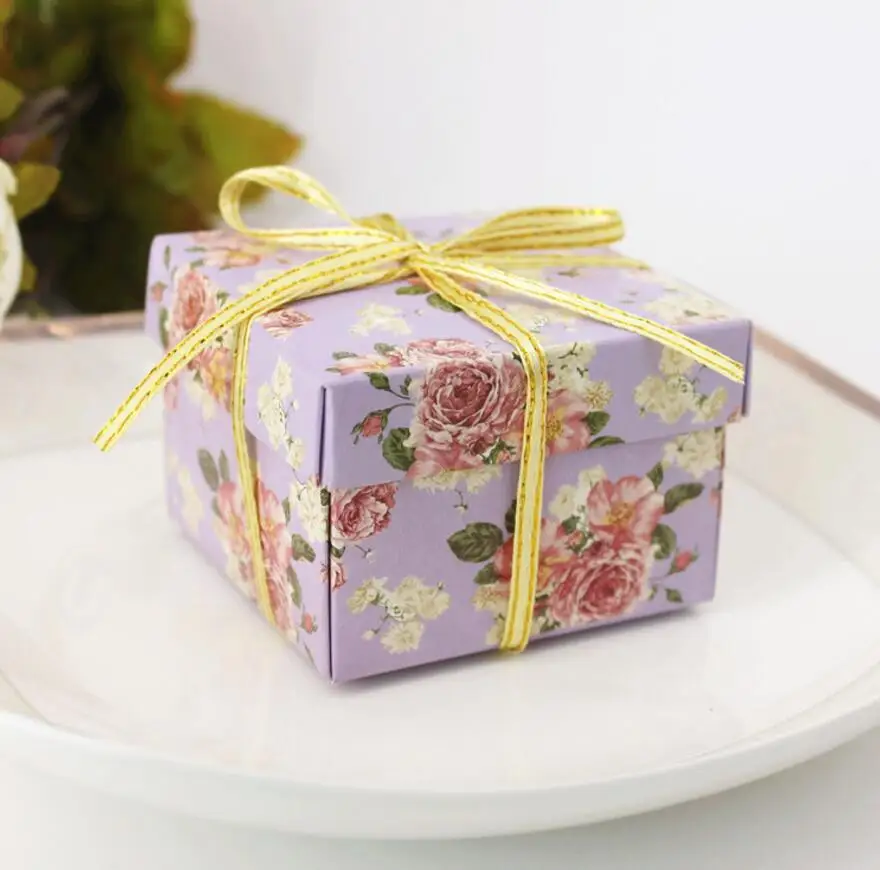 100pcs Paperboard Flower Candy Box Chocolates Boxes With Ribbon For Wedding Party Baby Shower Favor Gift
100pcs Paperboard Flower Candy Box Chocolates Boxes With Ribbon For Wedding Party Baby Shower Favor Gift