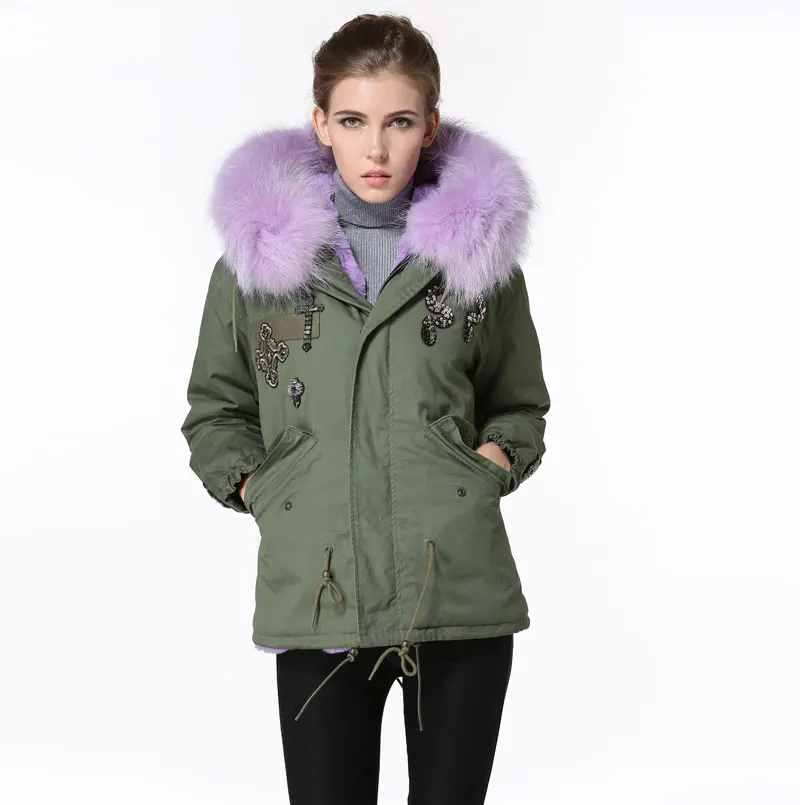 Winter Purple Young girl First choose Fur Parka Snake Beading Big collar Short Young Lady Jacket
Winter Purple Young girl First choose Fur Parka Snake Beading Big collar Short Young Lady Jacket