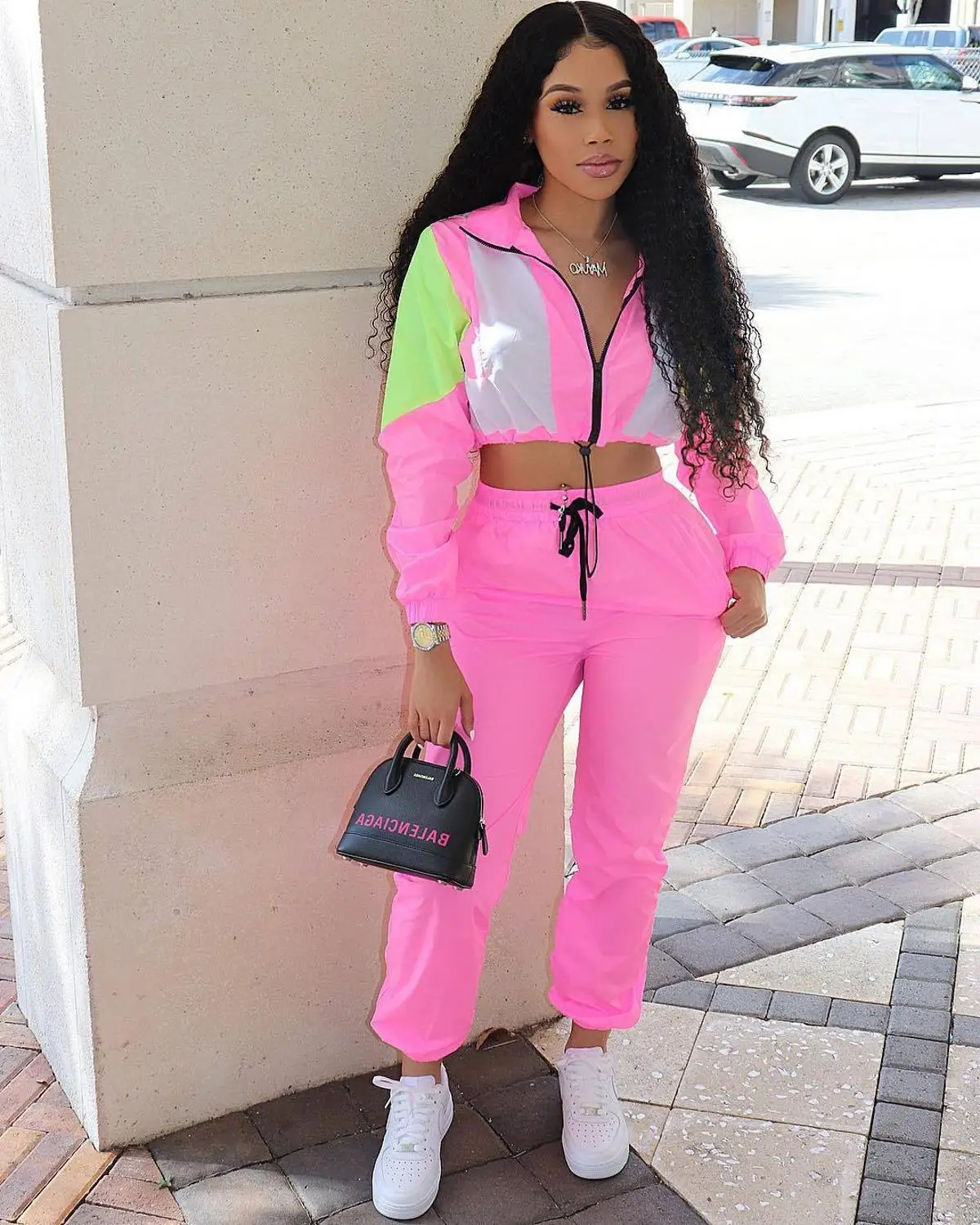 Waterproof Leisure Sporting Outfit Fluorescent Patchwork Full Sleeve Loose Tracksuit Zipper Drawstring Crop Top with Long Pants
Waterproof Leisure Sporting Outfit Fluorescent Patchwork Full Sleeve Loose Tracksuit Zipper Drawstring Crop Top with Long Pants