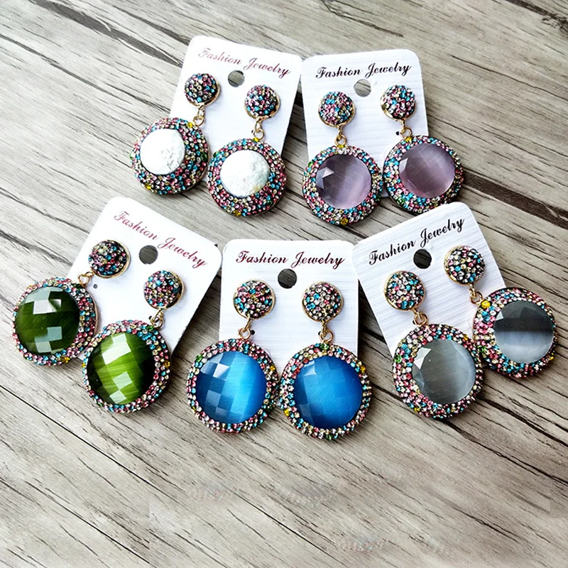 5Pairs Sparkly Cat Eye Stone Round Shape Dangle Earrings With multicolour Rhinestone Pave Jewelry for women Earrings ER807
5Pairs Sparkly Cat Eye Stone Round Shape Dangle Earrings With multicolour Rhinestone Pave Jewelry for women Earrings ER807
