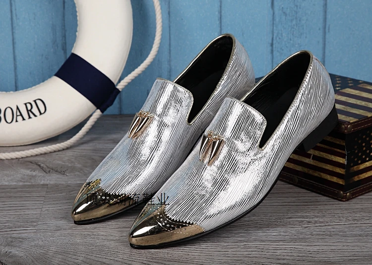 2016 new gold silver real leather men's wedding oxfords european style pointed toe slip on formal shoes men plus size EU46
2016 new gold silver real leather men's wedding oxfords european style pointed toe slip on formal shoes men plus size EU46