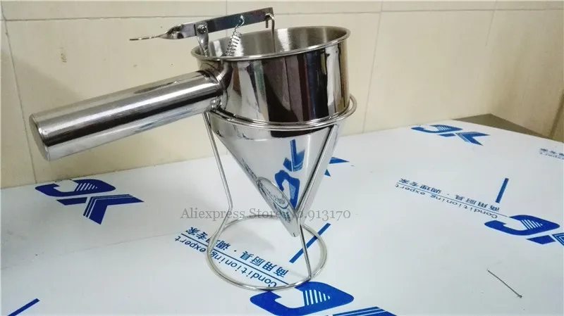 Egg Mixture Distributor Kitchen Batter Dispenser Stainless Steel Hopper Tool For Egg Tart Ice Cream Popsicle Waffle Making
Egg Mixture Distributor Kitchen Batter Dispenser Stainless Steel Hopper Tool For Egg Tart Ice Cream Popsicle Waffle Making