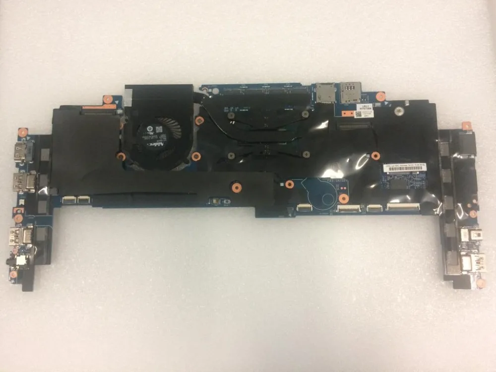 Материнская плата для ноутбука Thinkpad X1 Carbon 4-го поколения CPU: i7-6600U RAM:16G FRU 01LV923 01AX809 01LV924 01AX813
Материнская плата для ноутбука Thinkpad X1 Carbon 4-го поколения CPU: i7-6600U RAM:16G FRU 01LV923 01AX809 01LV924 01AX813