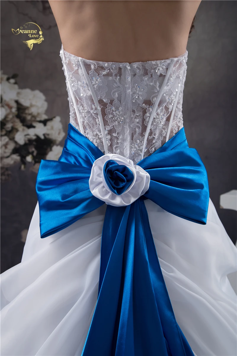 Sexy Wedding Dresses 2020 New Lace Illusion Bodice Bridal Dress Long Ribbon Vestido De Noiva Robe De Mariage With Long Train
Sexy Wedding Dresses 2020 New Lace Illusion Bodice Bridal Dress Long Ribbon Vestido De Noiva Robe De Mariage With Long Train