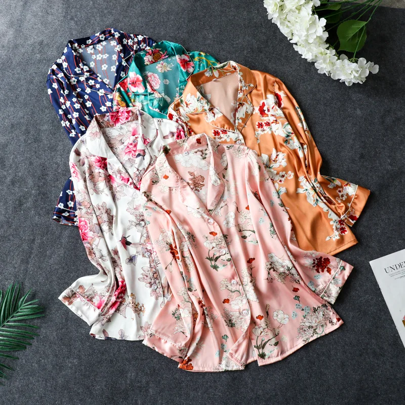 New Womens Home Wear Nightwear Shirt Pants Suit Pajamas Sleepwear Sets Sexy Spring Robe Bath Gown Bathrobe Nightgown M-XL
New Womens Home Wear Nightwear Shirt Pants Suit Pajamas Sleepwear Sets Sexy Spring Robe Bath Gown Bathrobe Nightgown M-XL