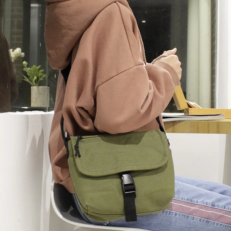 Japan And South Korea Harajuku Style Canvas Bag Ins Student With Messenger Bag Casual Fashion Multi-purpose Shoulder Bag 
Japan And South Korea Harajuku Style Canvas Bag Ins Student With Messenger Bag Casual Fashion Multi-purpose Shoulder Bag