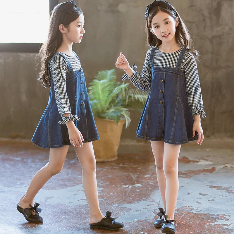 Popular vintage dresses children baby denim clothes fake two piece patchwork plaid checked and denim suspender patchwork dress
Popular vintage dresses children baby denim clothes fake two piece patchwork plaid checked and denim suspender patchwork dress