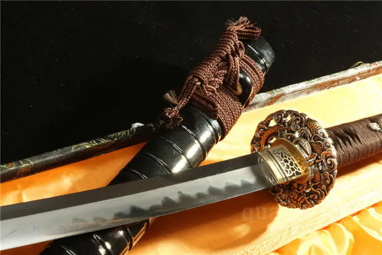 41" CLIP FOLDED CLAY TEMPERED GRIND COPPER DRAGON JAPANESE SAMURAI SWORD KATANA
41" CLIP FOLDED CLAY TEMPERED GRIND COPPER DRAGON JAPANESE SAMURAI SWORD KATANA
