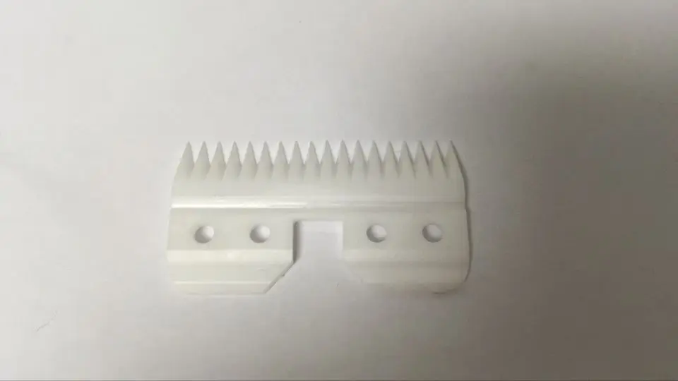 18Teeth Pet clipper Ceramic moving blade Replacement Blade Fits oster A5 Series 50pcs/lot
18Teeth Pet clipper Ceramic moving blade Replacement Blade Fits oster A5 Series 50pcs/lot