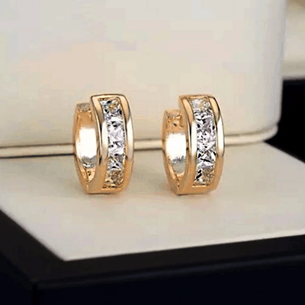 Cute Style Brincos U Shape Crystal Stud Earrings for Women Ear Statement Gold color Jewelry Earring Wedding Accessories
Cute Style Brincos U Shape Crystal Stud Earrings for Women Ear Statement Gold color Jewelry Earring Wedding Accessories