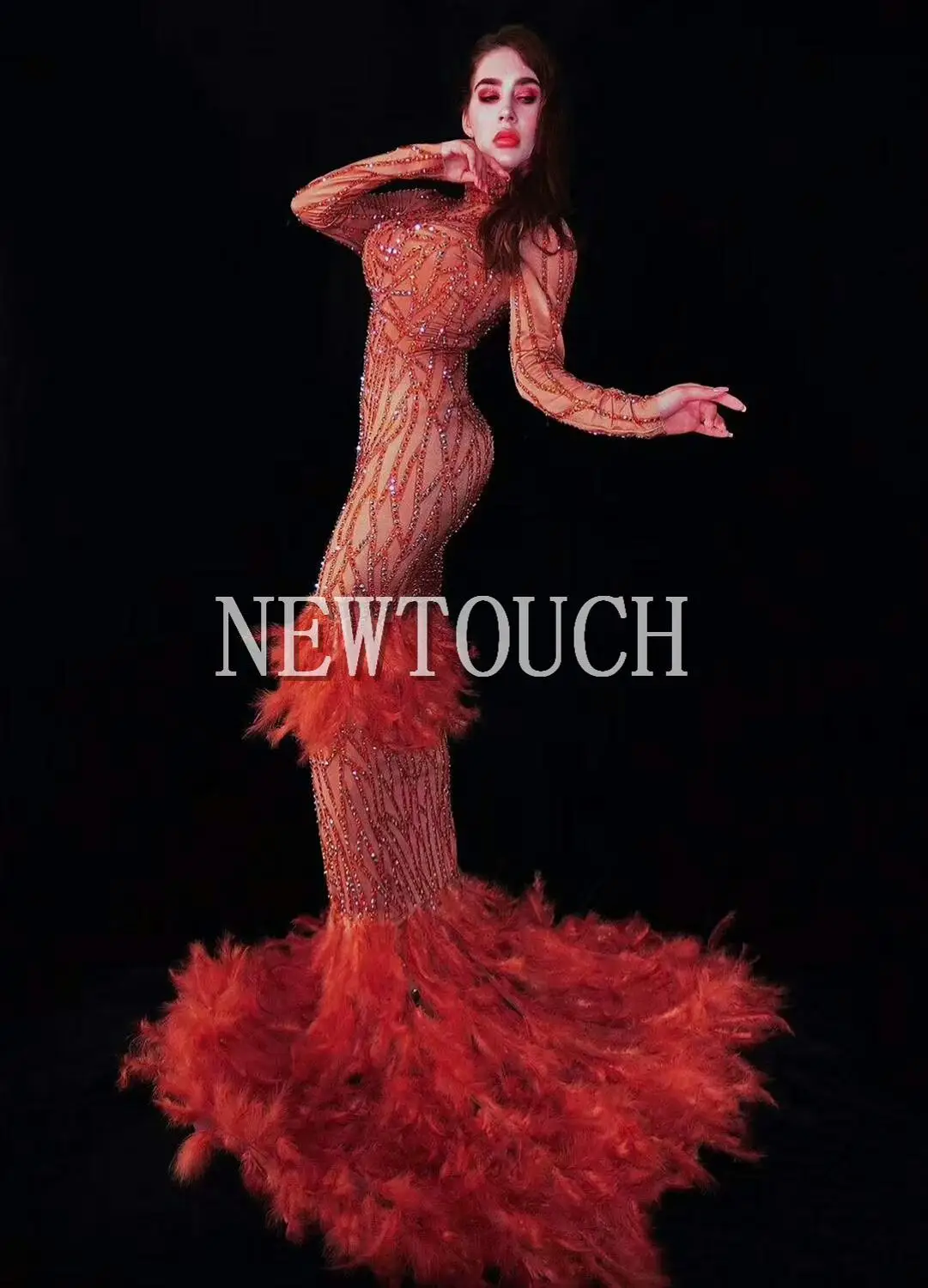 Orange rhinestone Feather Dress Sexy Nightclub Long sleeve tight-fitting speaker one-piece Dancer Costume Stage Prom Evening D
Orange rhinestone Feather Dress Sexy Nightclub Long sleeve tight-fitting speaker one-piece Dancer Costume Stage Prom Evening D