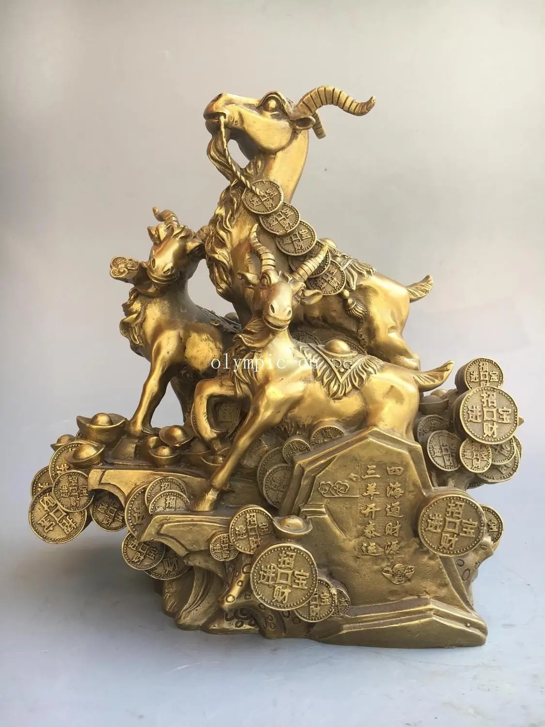 11'' Brass carved home fengshui decor bring wealth auspicious animal three sheep
11'' Brass carved home fengshui decor bring wealth auspicious animal three sheep