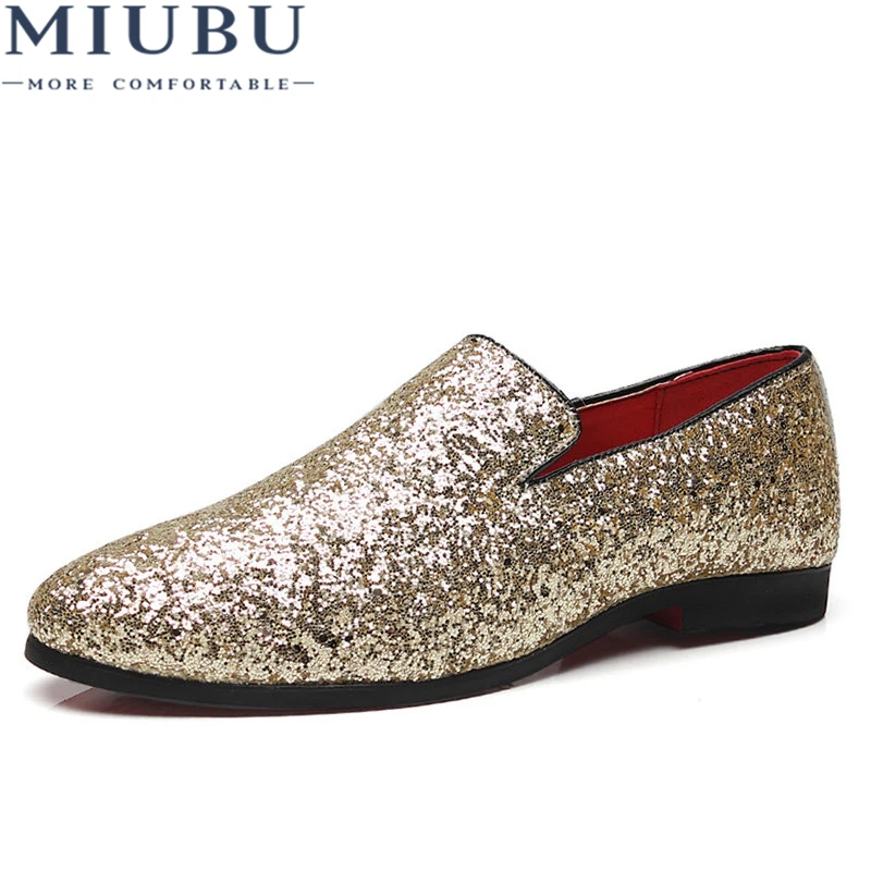 MIUBU Luxury Brand Bling Paillette Men Loafers Charming Elegant Party Dress Shoes Gold Silver Black Big Size 38-48 Men Shoes
MIUBU Luxury Brand Bling Paillette Men Loafers Charming Elegant Party Dress Shoes Gold Silver Black Big Size 38-48 Men Shoes