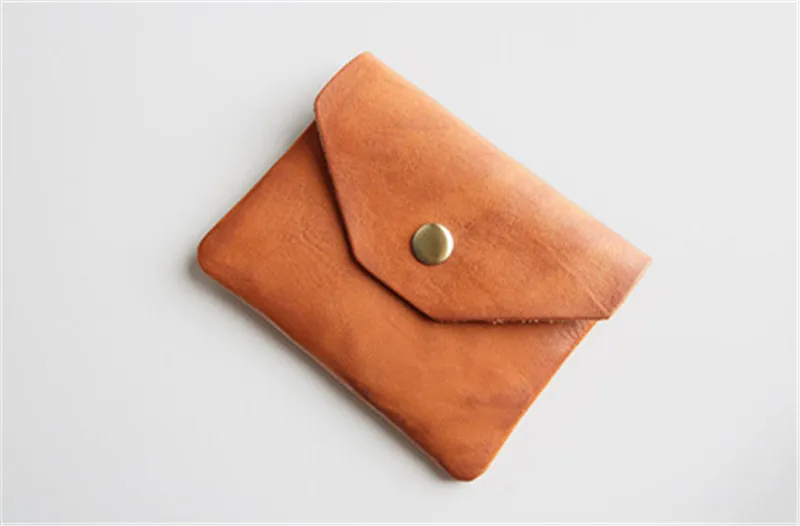 ALAVCHNV New Original Retro Men And Women Short Paragraph Cowhide Buckle Large-capacity Purse Leather Wallet 658
ALAVCHNV New Original Retro Men And Women Short Paragraph Cowhide Buckle Large-capacity Purse Leather Wallet 658
