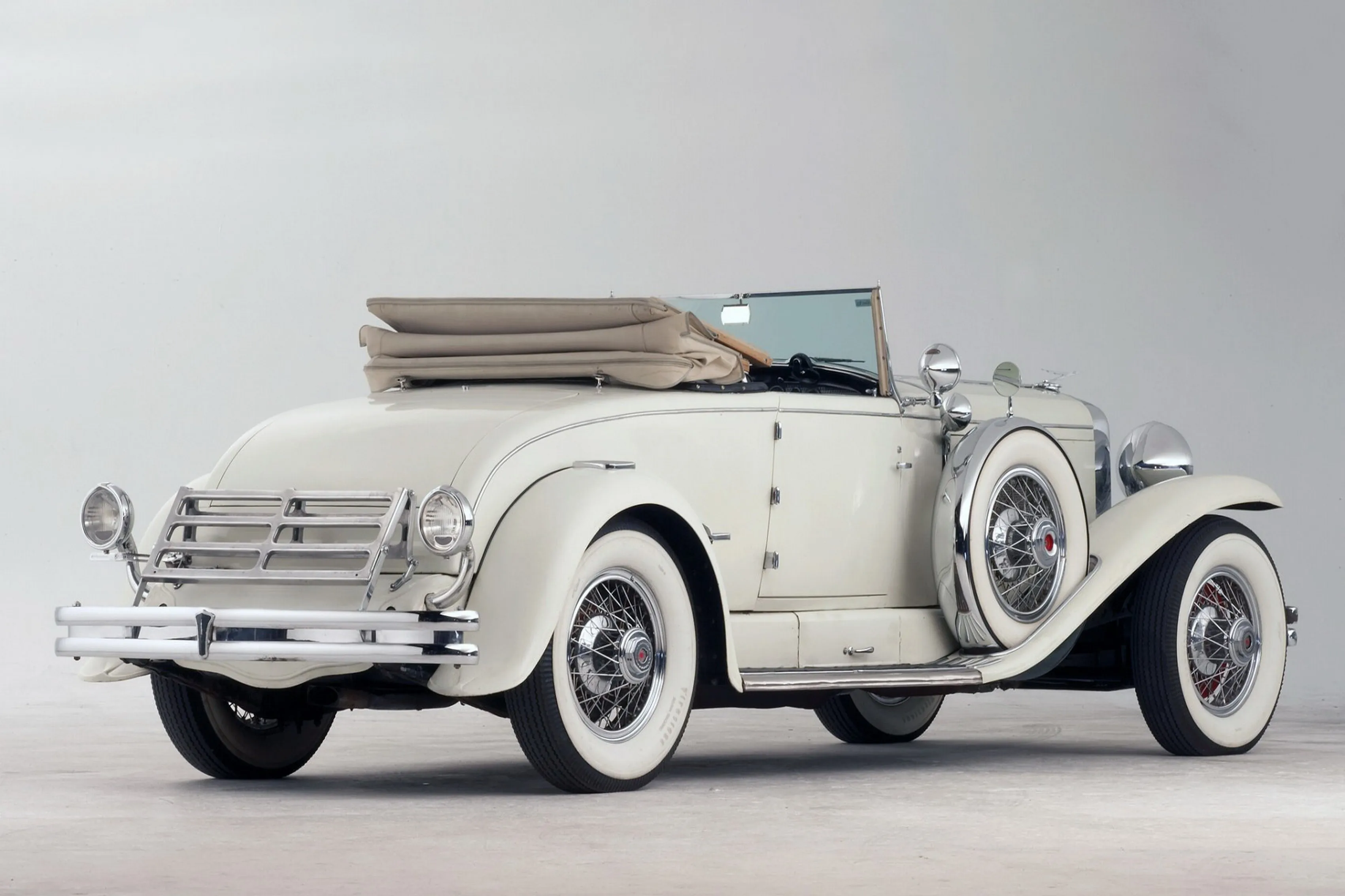 Модель 1929 Duesenberg J 132-2154, ретро автомобиль PHC013 плакат на холсте из ткани, Настенный декор, декор для комнаты, украшение для дома (рамка в наличии...
Модель 1929 Duesenberg J 132-2154, ретро автомобиль PHC013 плакат на холсте из ткани, Настенный декор, декор для комнаты, украшение для дома (рамка в наличии...