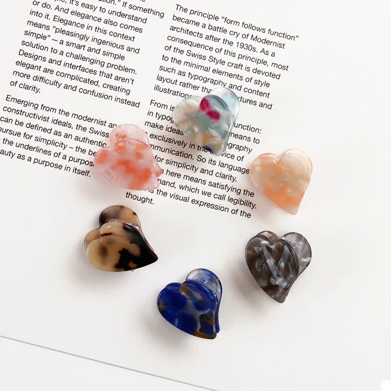 Mini New Hot Selling Scrub Crabs Heart Shape Hair Clips For Girls Children Barrettes Acrylic Hair Accessories Claw Clip
Mini New Hot Selling Scrub Crabs Heart Shape Hair Clips For Girls Children Barrettes Acrylic Hair Accessories Claw Clip