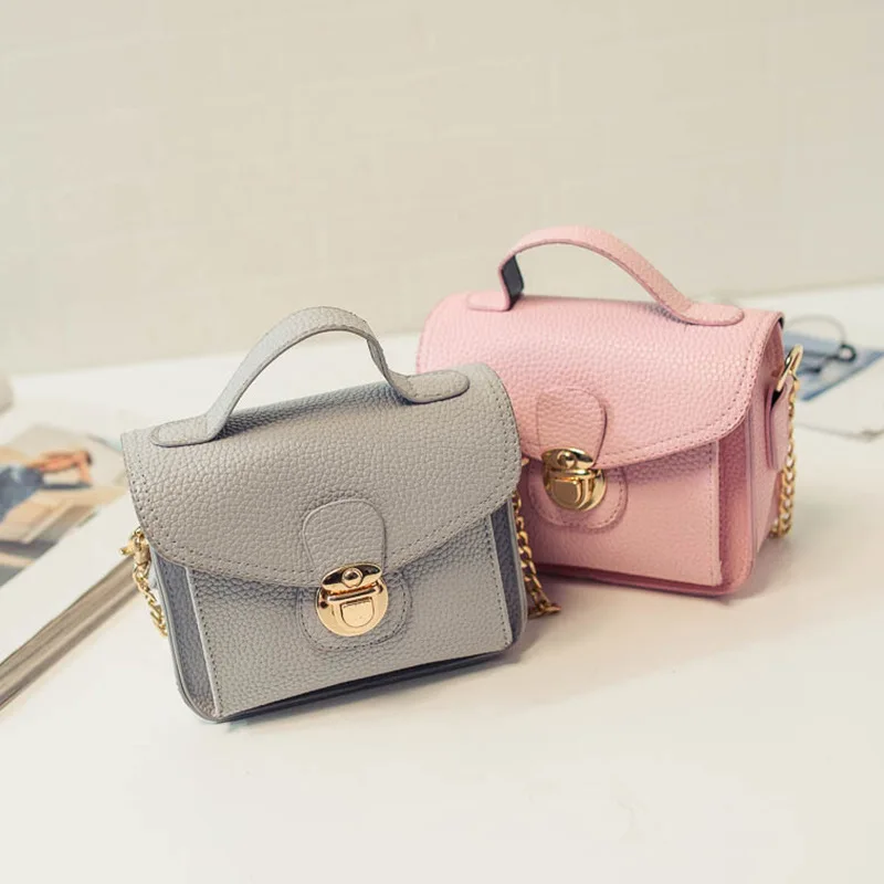 New ladies Messenger bag mobile phone bag simple small square bag pu leather Messenger bag handbag lock mini women bagNB181
New ladies Messenger bag mobile phone bag simple small square bag pu leather Messenger bag handbag lock mini women bagNB181
