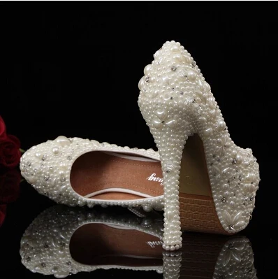 2018 Free Shipping White Round Toe Diamond shoes dress shoes Pearl wedding shoes High heel shoes Slipper wedding shoes
2018 Free Shipping White Round Toe Diamond shoes dress shoes Pearl wedding shoes High heel shoes Slipper wedding shoes