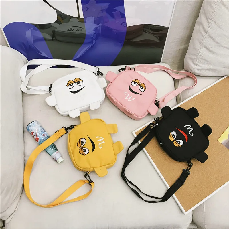 Canvas Women Bag Sport Bag Embroidery Women Handbags Cartoon Cute Mini Female Travel Pack Hip Shoulder Bolsos Gift Bag 2019 New
Canvas Women Bag Sport Bag Embroidery Women Handbags Cartoon Cute Mini Female Travel Pack Hip Shoulder Bolsos Gift Bag 2019 New