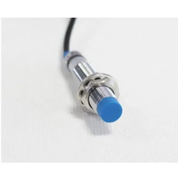 M12 Three Wire DC PNP NC 5mm distance measuring capacitive proximity switch sensor -LJC12A3-5-Z/AY
M12 Three Wire DC PNP NC 5mm distance measuring capacitive proximity switch sensor -LJC12A3-5-Z/AY