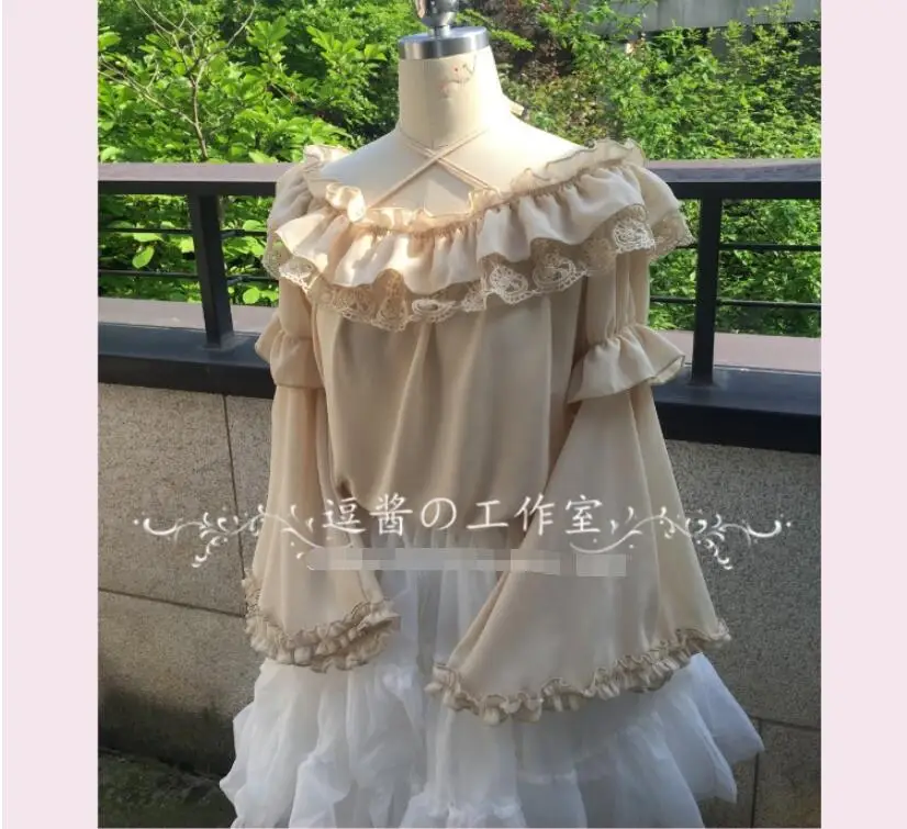 Harajuku Women Blouse Top Spring and Summer Lolita Court Gothic Lap top Short Sleeve Top Chiffon Shirt
Harajuku Women Blouse Top Spring and Summer Lolita Court Gothic Lap top Short Sleeve Top Chiffon Shirt