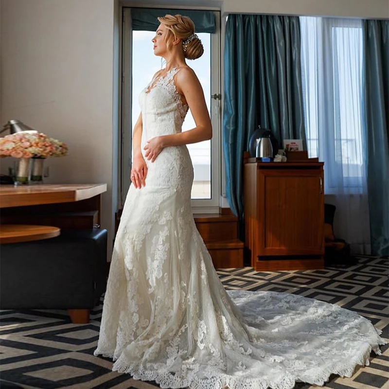 2019 Elegant Mermaid Wedding Dress Scoop Neck Sleeveless Bridal Dress Appliques Covered Button Robe de mariée Chapel Train
2019 Elegant Mermaid Wedding Dress Scoop Neck Sleeveless Bridal Dress Appliques Covered Button Robe de mariée Chapel Train