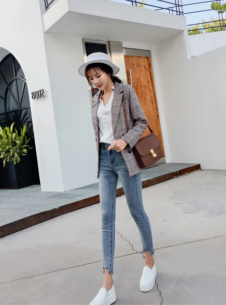 2020 Fashion Plaid Women Blazer Coat Retro Button Lattice Suit Jacket with Shoulder Pads Jacket Blazer Female Casual Coats
2020 Fashion Plaid Women Blazer Coat Retro Button Lattice Suit Jacket with Shoulder Pads Jacket Blazer Female Casual Coats
