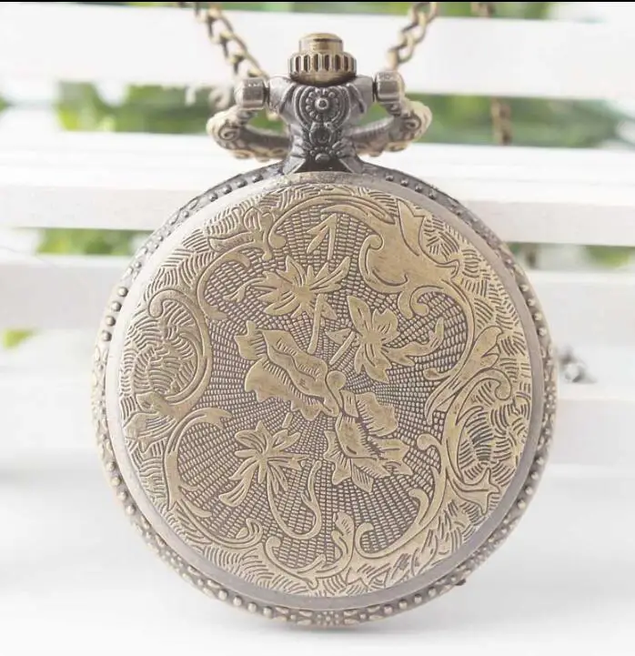 Alice in wonderland Bronze antiques Roman numerals pendant Necklace pocket watches
Alice in wonderland Bronze antiques Roman numerals pendant Necklace pocket watches