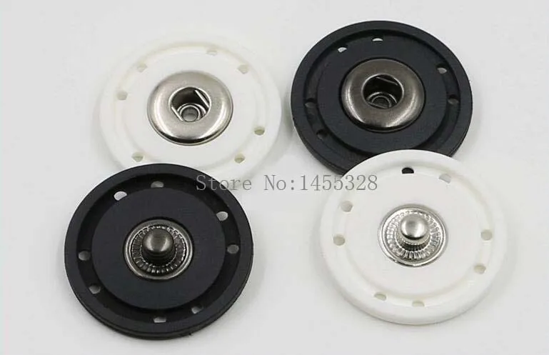 

Wholesale 80sets/lot Nylon plastic sew on press button 8 holes snap button fasteners Black/White free shipping 2015070110